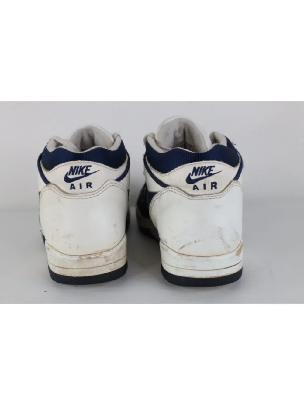 Vintage Y2K 2004 Nike Mens 10 Distressed Air Alpha Force Shoes Basketball White
